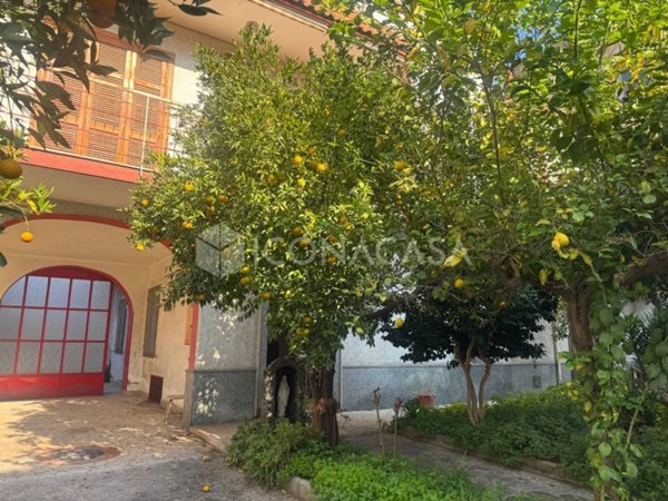 casa indipendente in vendita a Tufino in zona Vignola