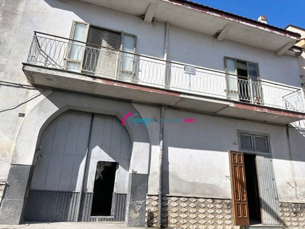 casa indipendente in vendita a Tufino