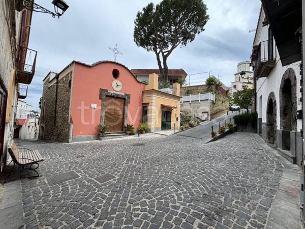 appartamento in vendita a Vico Equense in zona Bonea
