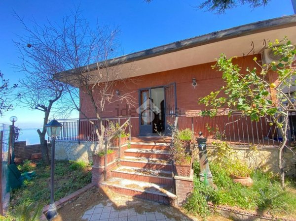 appartamento in vendita a Vico Equense