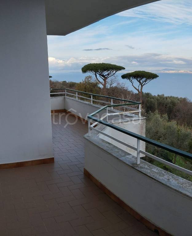 appartamento in vendita a Vico Equense