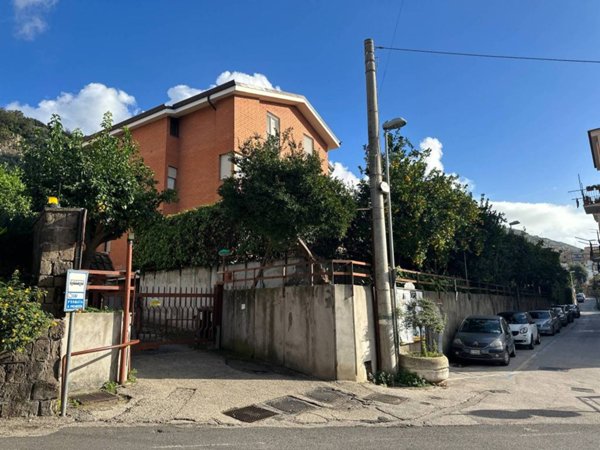 appartamento in vendita a Vico Equense