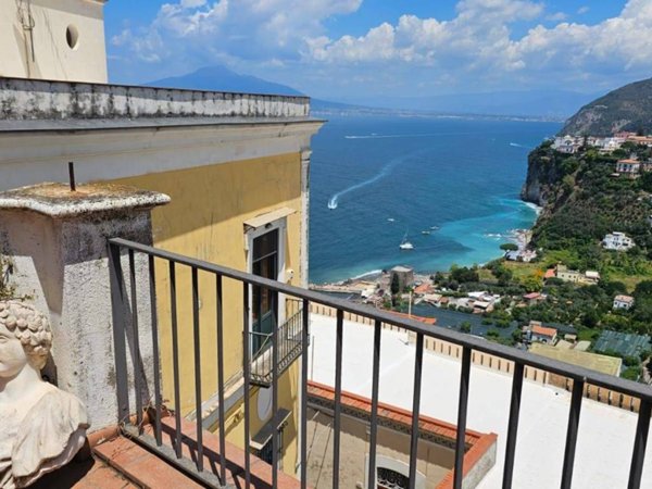 casa indipendente in vendita a Vico Equense in zona Seiano