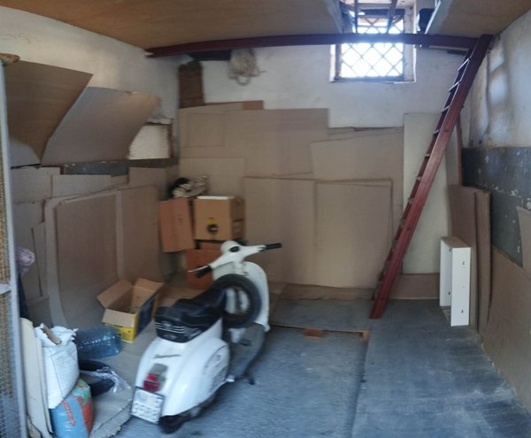 negozio in vendita a Vico Equense in zona Massaquano