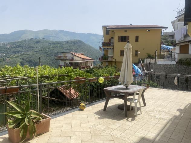 appartamento in vendita a Vico Equense in zona Fornacelle