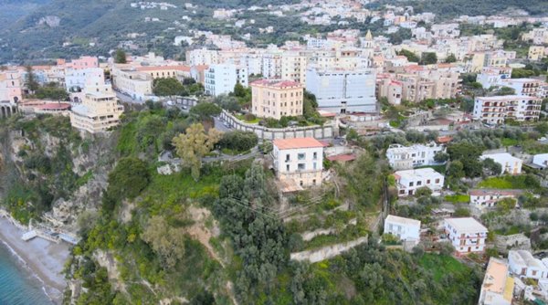 casa indipendente in vendita a Vico Equense in zona Seiano