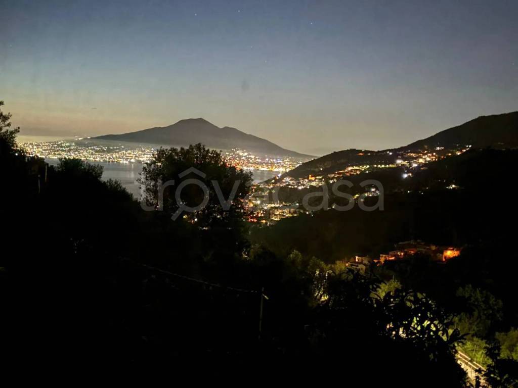casa indipendente in vendita a Vico Equense in zona Fornacelle