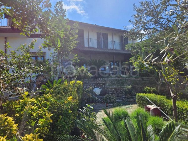 appartamento in vendita a Vico Equense in zona Moiano