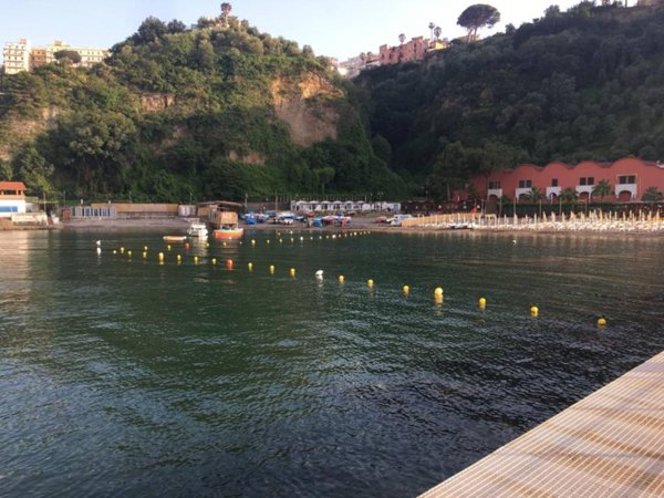 casa indipendente in vendita a Vico Equense