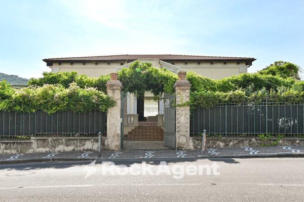 casa indipendente in vendita a Vico Equense in zona Seiano