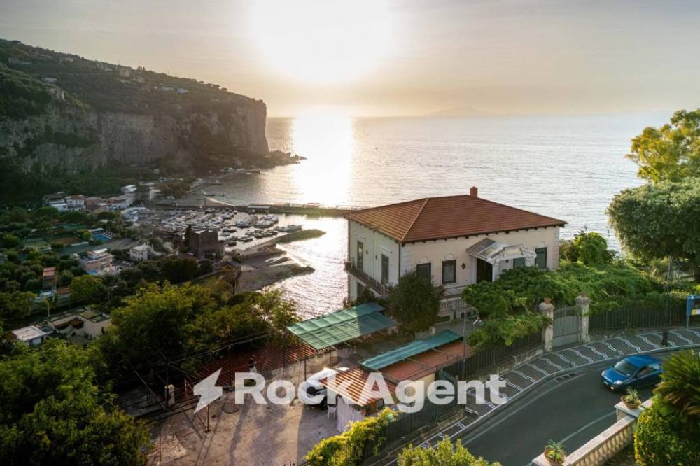 casa indipendente in vendita a Vico Equense in zona Seiano