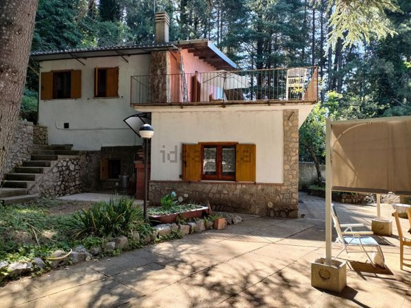 casa indipendente in vendita a Vico Equense