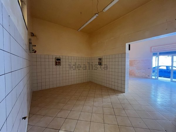 locale commerciale in vendita a Vico Equense in zona Moiano