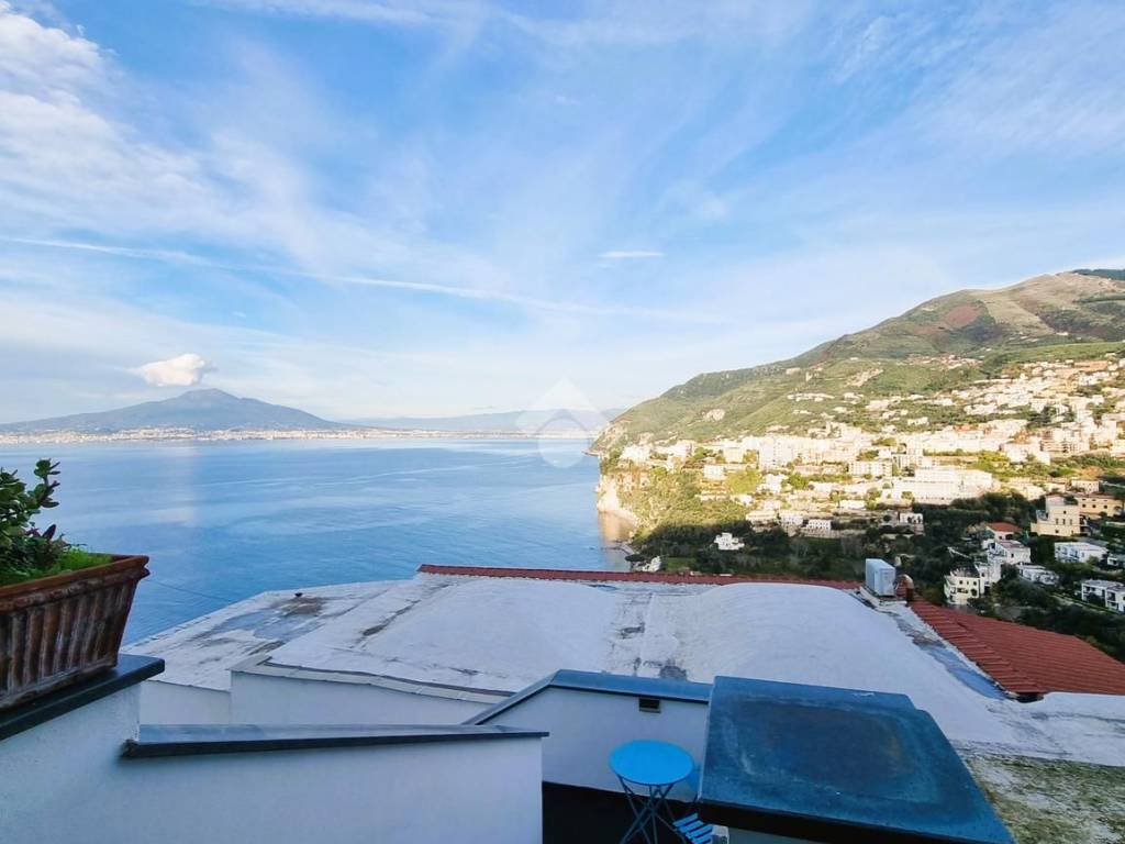 appartamento in vendita a Vico Equense in zona Seiano