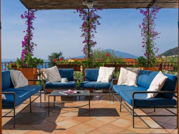 casa indipendente in vendita a Vico Equense