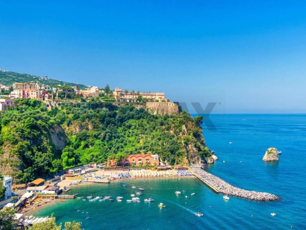 appartamento in vendita a Vico Equense in zona Moiano