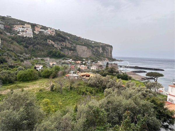 appartamento in vendita a Vico Equense in zona Seiano