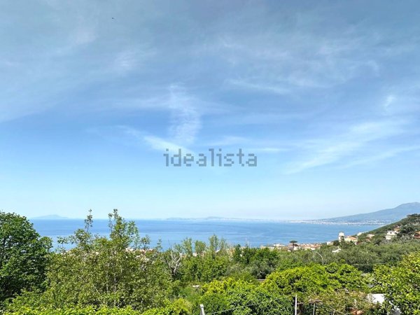 appartamento in vendita a Vico Equense in zona Bonea