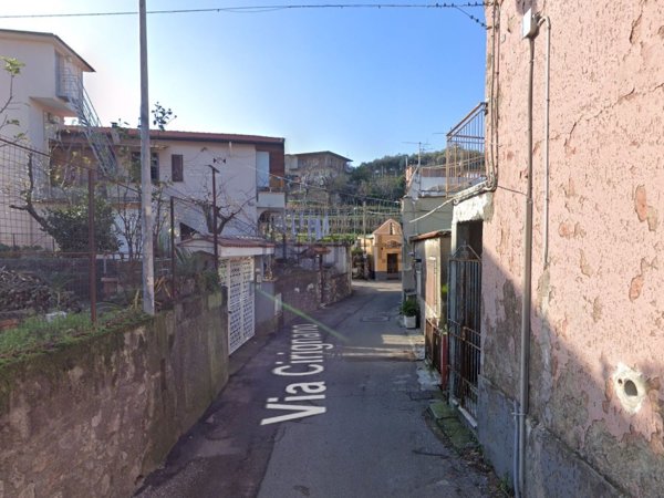 appartamento in vendita a Vico Equense in zona Moiano
