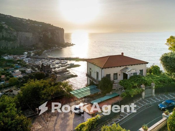 casa indipendente in vendita a Vico Equense in zona Seiano