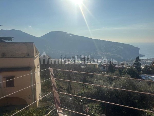 appartamento in vendita a Vico Equense in zona Bonea