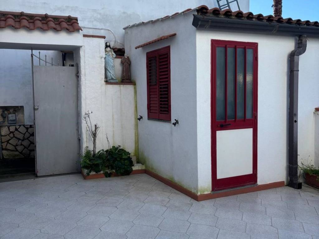 appartamento in vendita a Vico Equense in zona Bonea