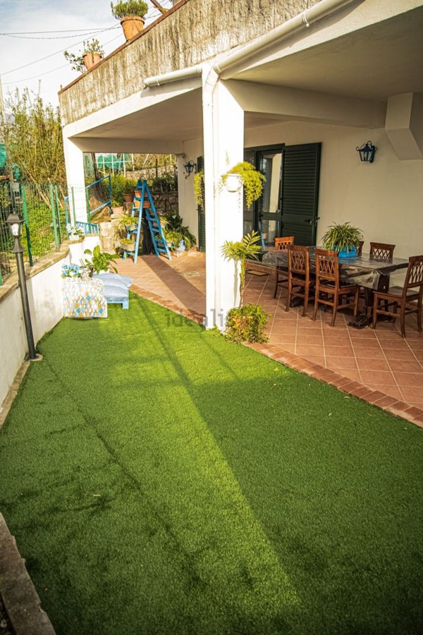 casa indipendente in vendita a Vico Equense in zona Montechiaro