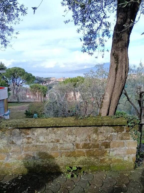 appartamento in vendita a Vico Equense