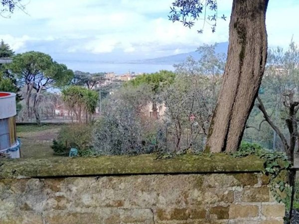 appartamento in vendita a Vico Equense