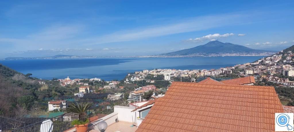 appartamento in vendita a Vico Equense in zona Fornacelle