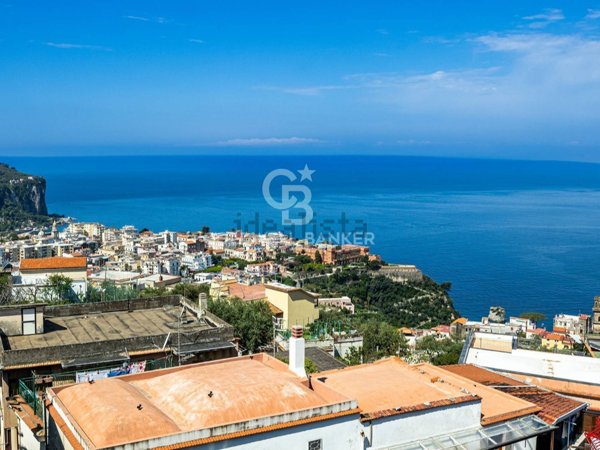 appartamento in vendita a Vico Equense in zona Bonea