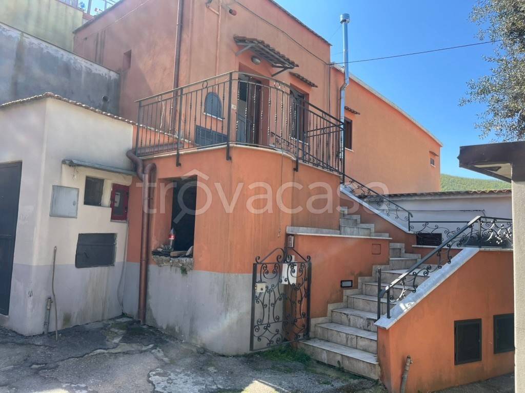 appartamento in vendita a Vico Equense in zona Moiano