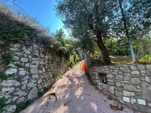 appartamento in vendita a Vico Equense in zona Arola
