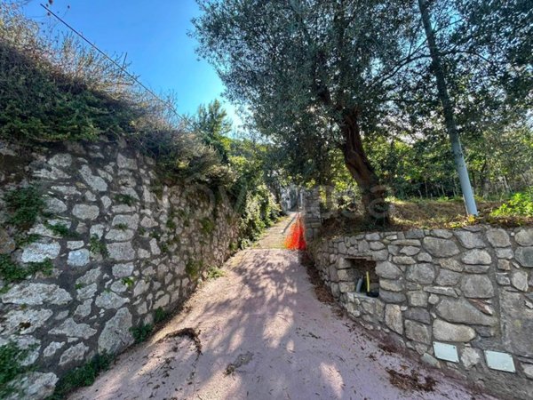 appartamento in vendita a Vico Equense in zona Arola