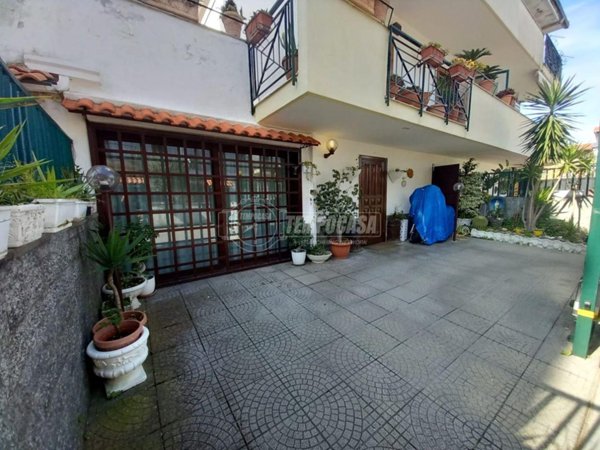 casa indipendente in vendita a Villaricca