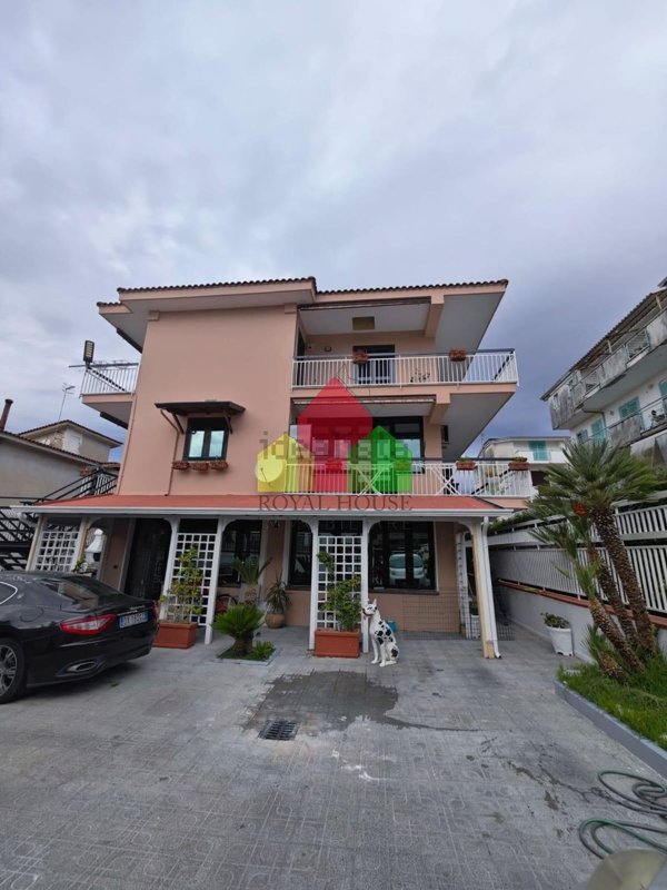 casa indipendente in vendita a Villaricca
