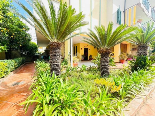 casa indipendente in vendita a Villaricca