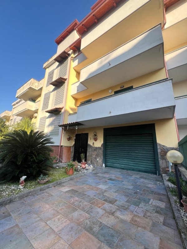 casa indipendente in vendita a Villaricca