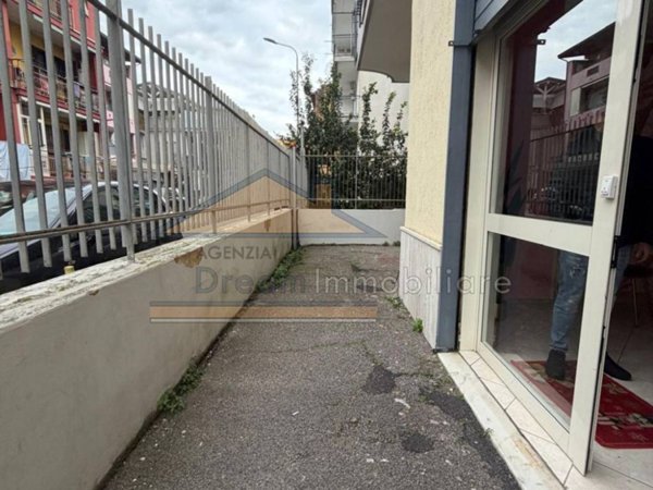 negozio in vendita a Villaricca