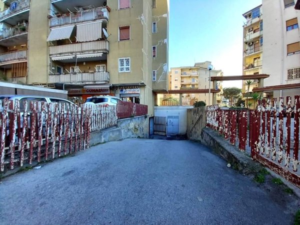 negozio in vendita a Villaricca