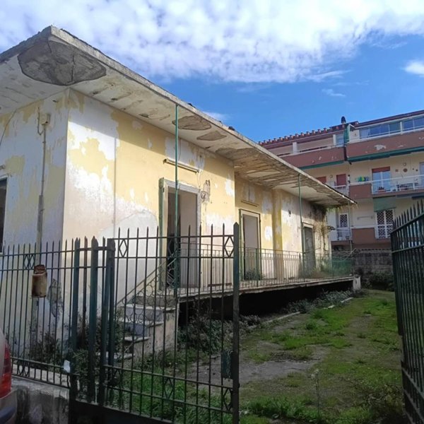 casa indipendente in vendita a Villaricca