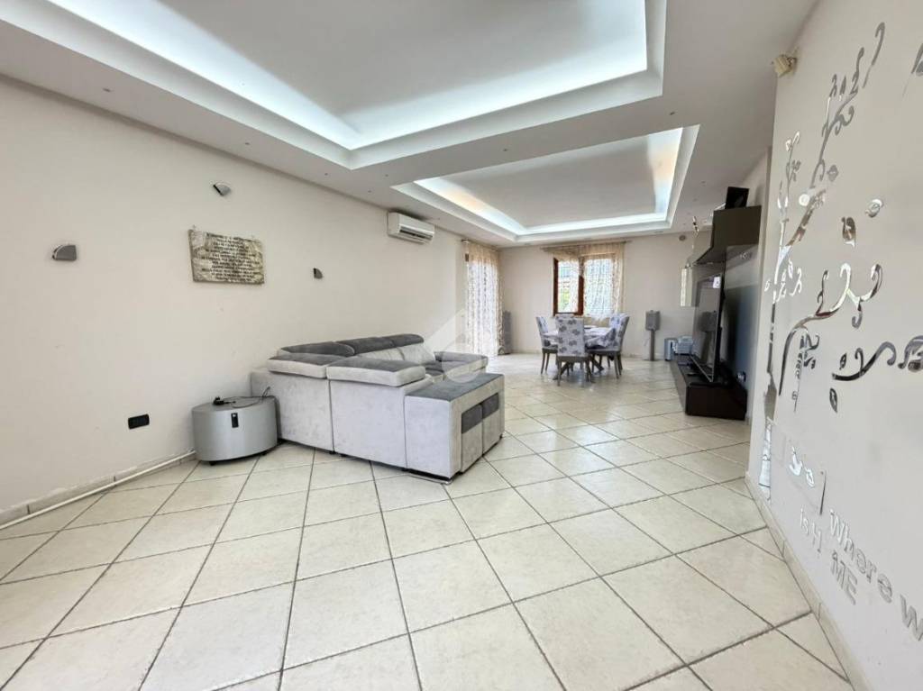 casa indipendente in vendita a Villaricca