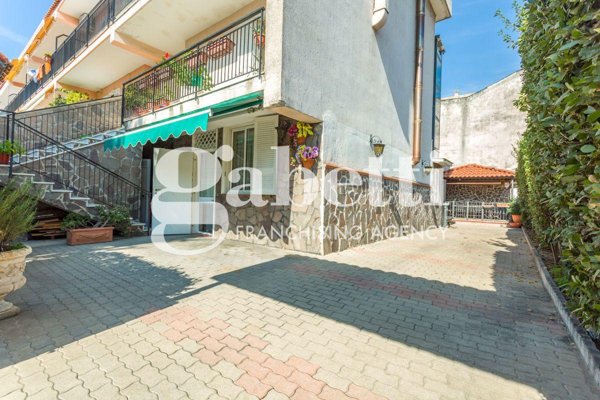 casa indipendente in vendita a Villaricca