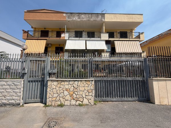 casa indipendente in vendita a Villaricca