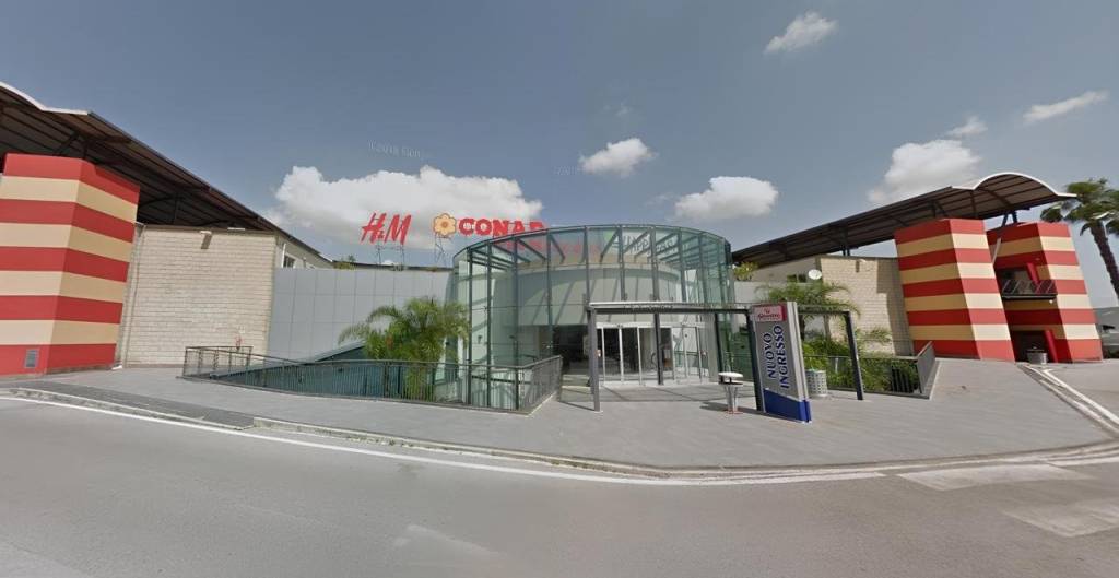 negozio in vendita a Volla