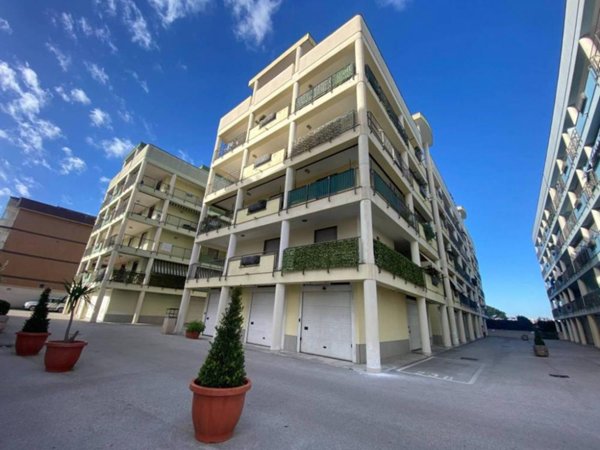 ufficio in vendita a Volla