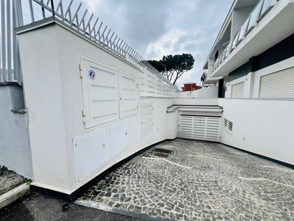 negozio in vendita a Volla