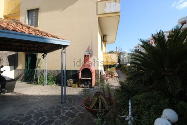 casa indipendente in vendita a Volla