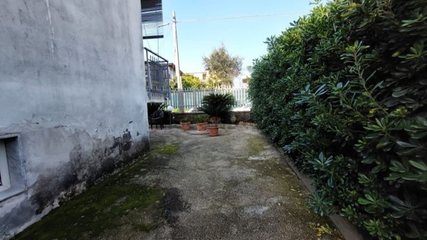 casa indipendente in vendita a Volla