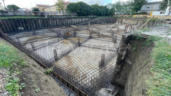 negozio in vendita a Volla